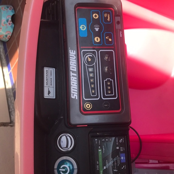 Kids electric car mustang - Picture 7 of 8